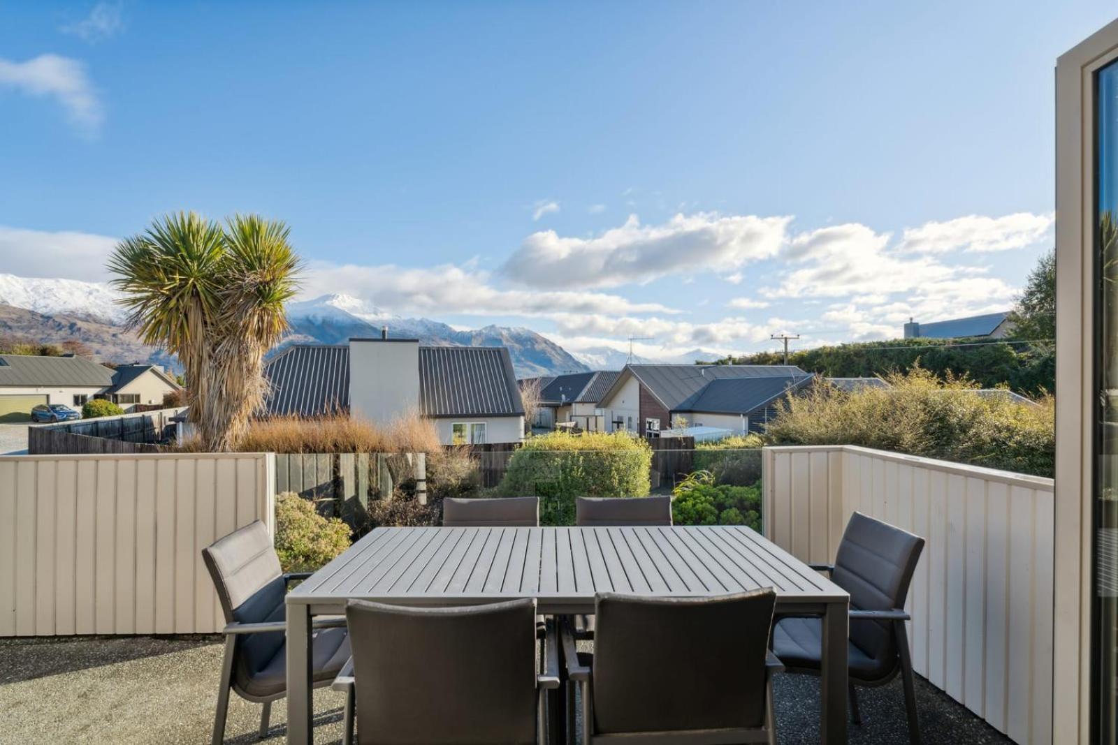 Alpine Retreat - 3 Bedroom Wanaka Buitenkant foto